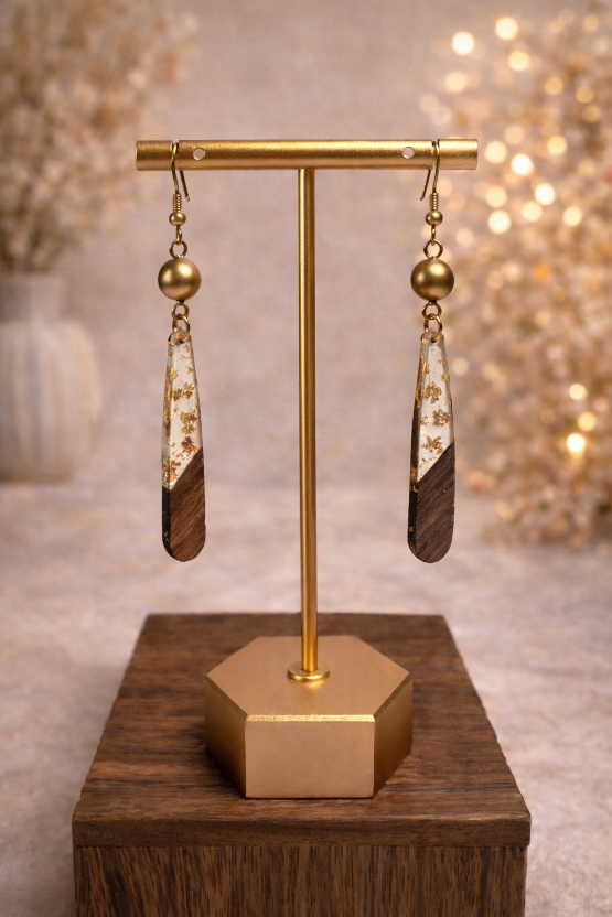 Color Me Classy: Gold Teardrop